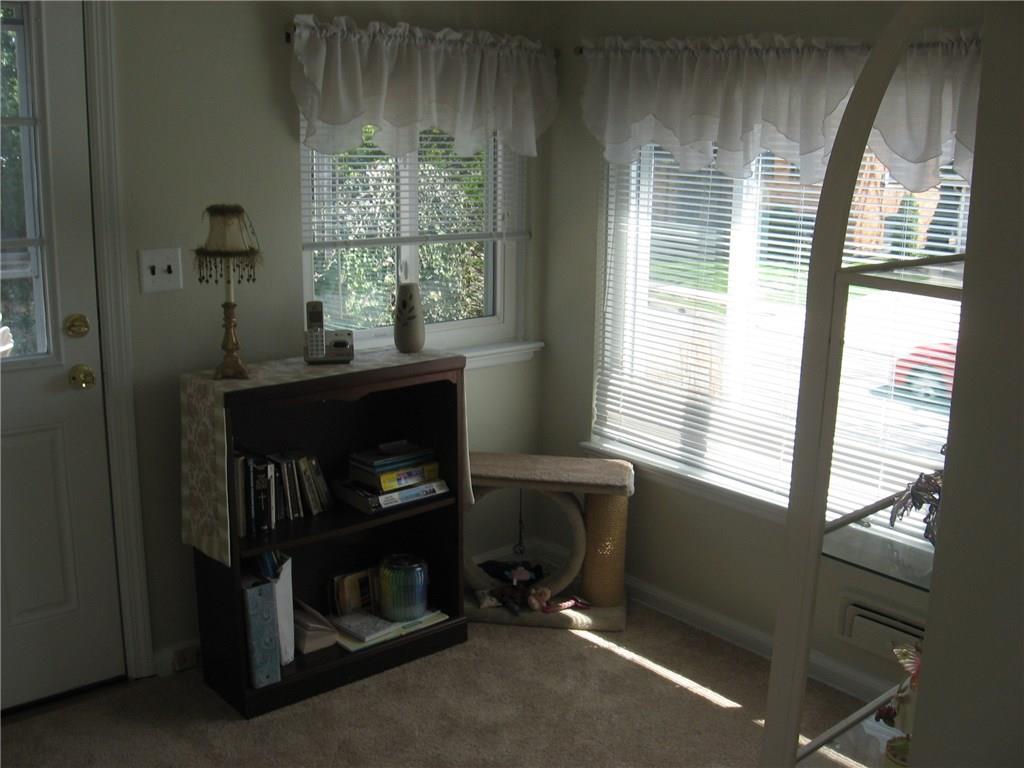 320 Beverly Road Mt. Lebanon, PA 15216 - Photo 12 of 19 Gallery Image 12