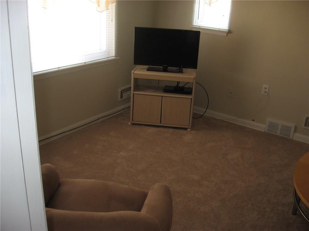 320 Beverly Road Mt. Lebanon, PA 15216 - Photo 15 of 19 Gallery Image 15