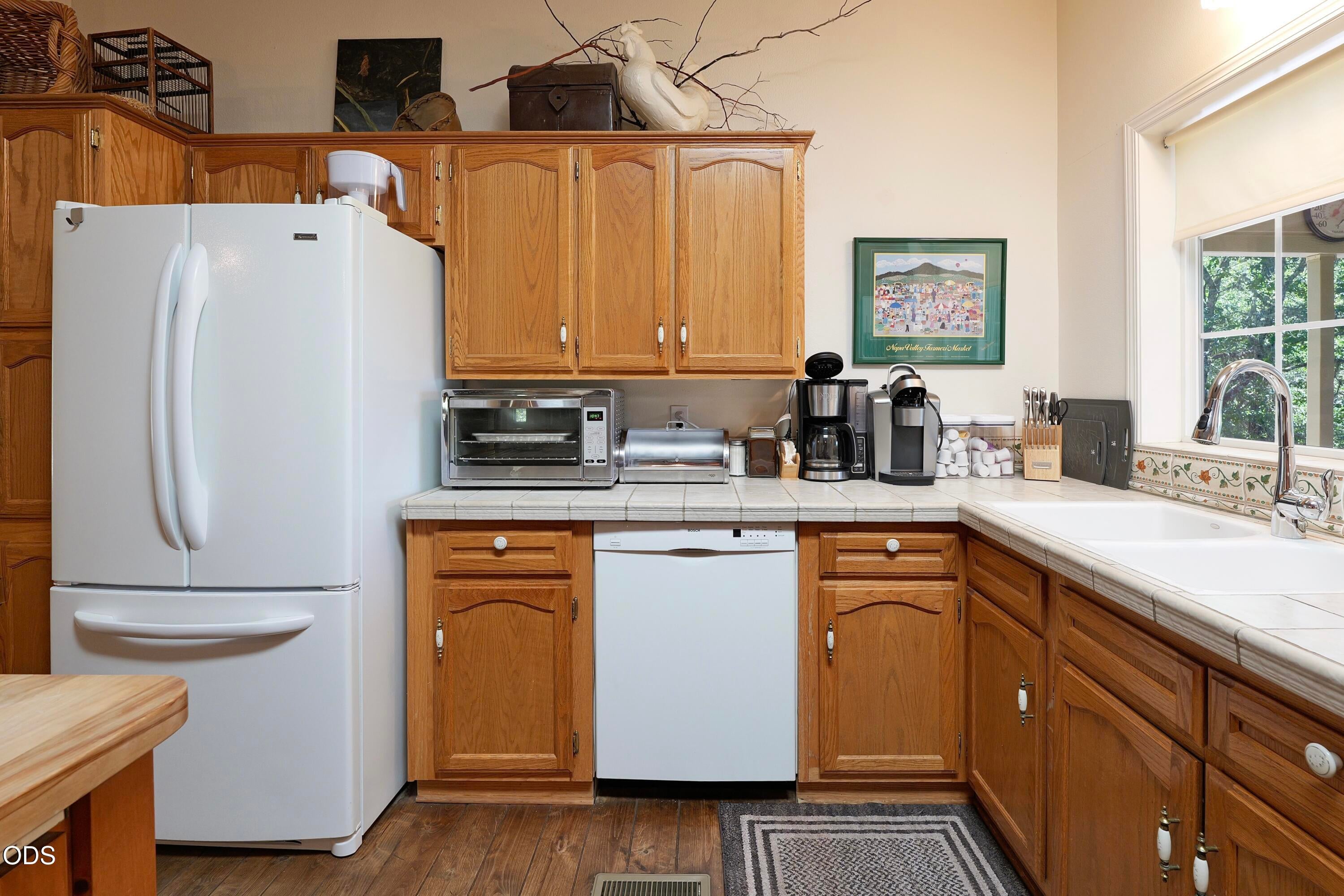 2579 Old Ferry Road Shady Cove, OR 97539 - Photo 11 of 54 Gallery Image 11