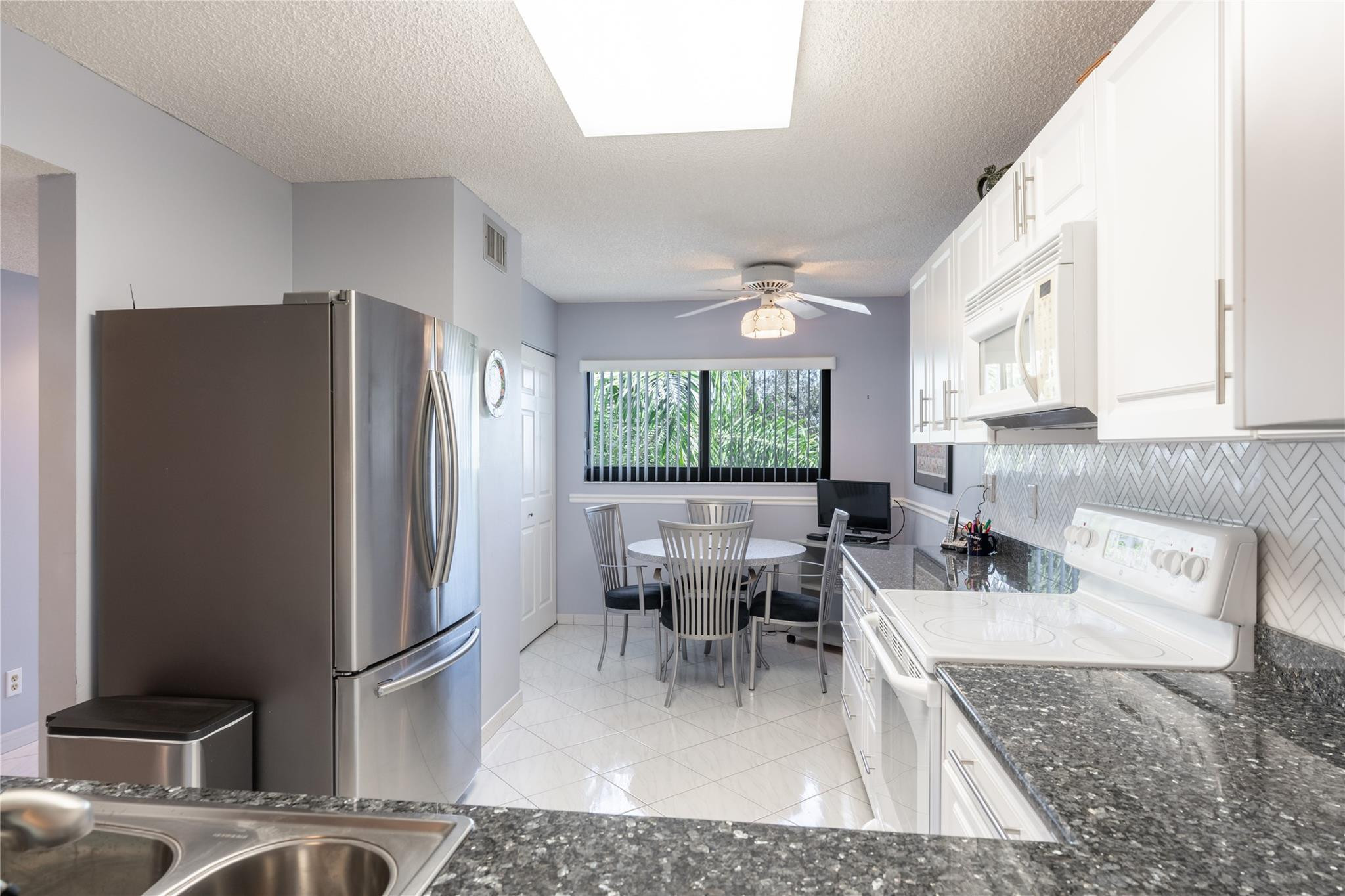 15075 Witney Road, Unit A303 Delray Beach, FL 33484 - Photo 2 of 26 Eat-in Kitchen