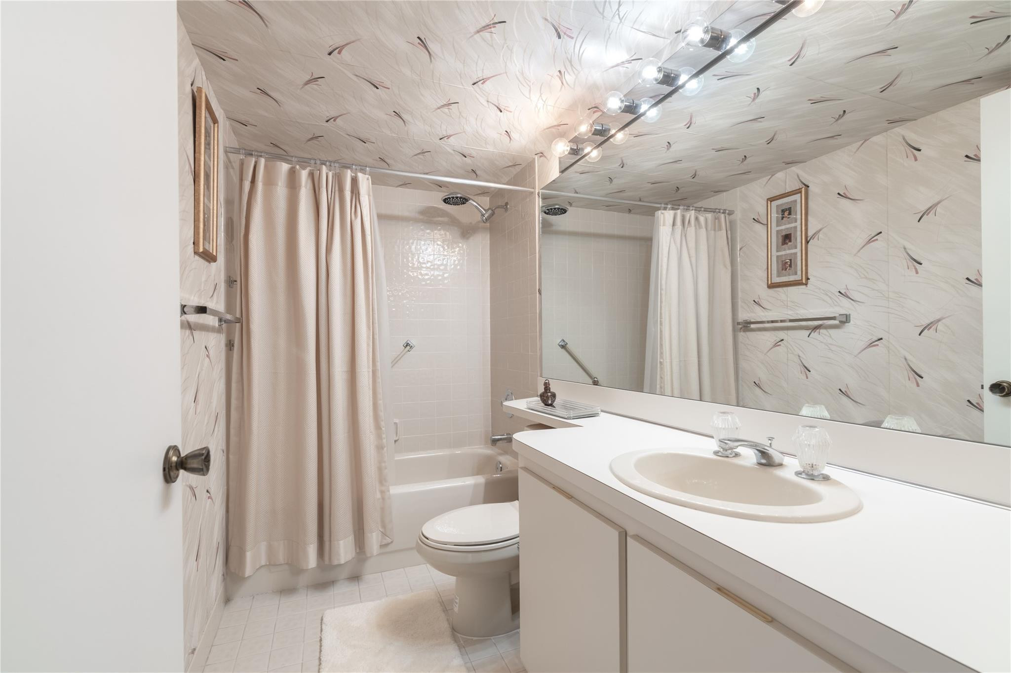 15075 Witney Road, Unit A303 Delray Beach, FL 33484 - Photo 8 of 26 Master Bath