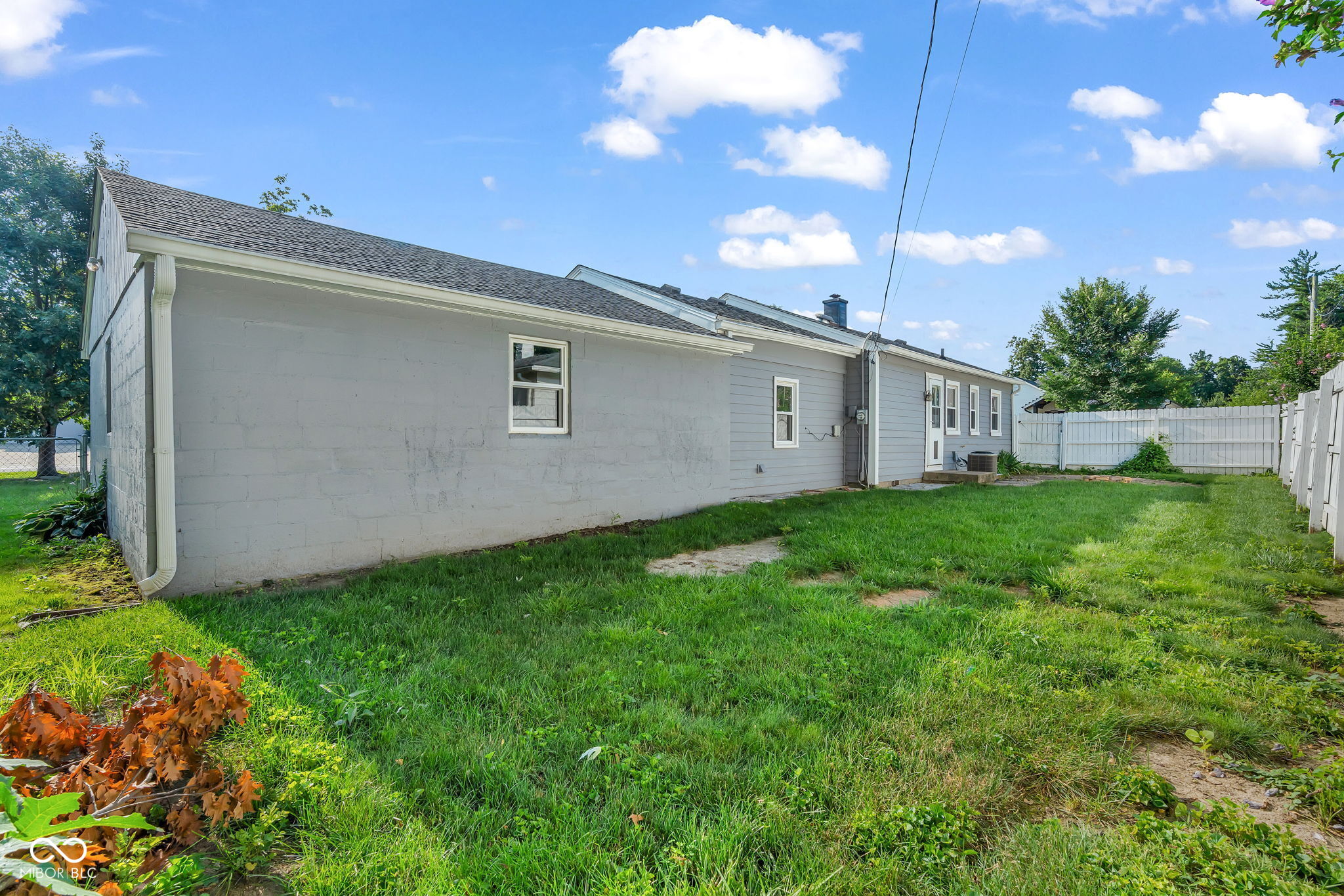 840 Oswego Road Carmel, IN 46032 - Photo 33 of 48