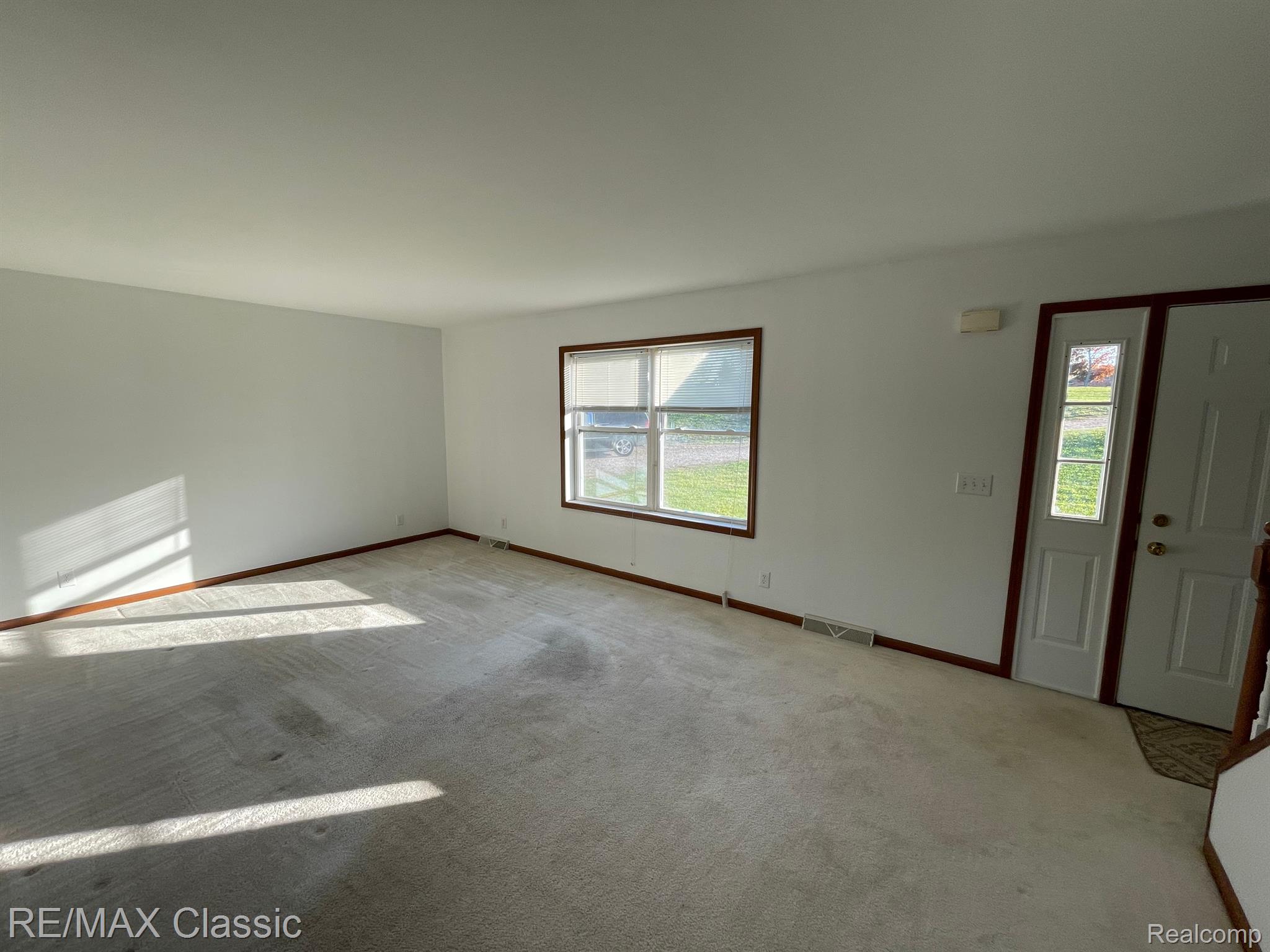 10168 Marshall Road South Lyon, MI 48178 - Photo 4 of 18