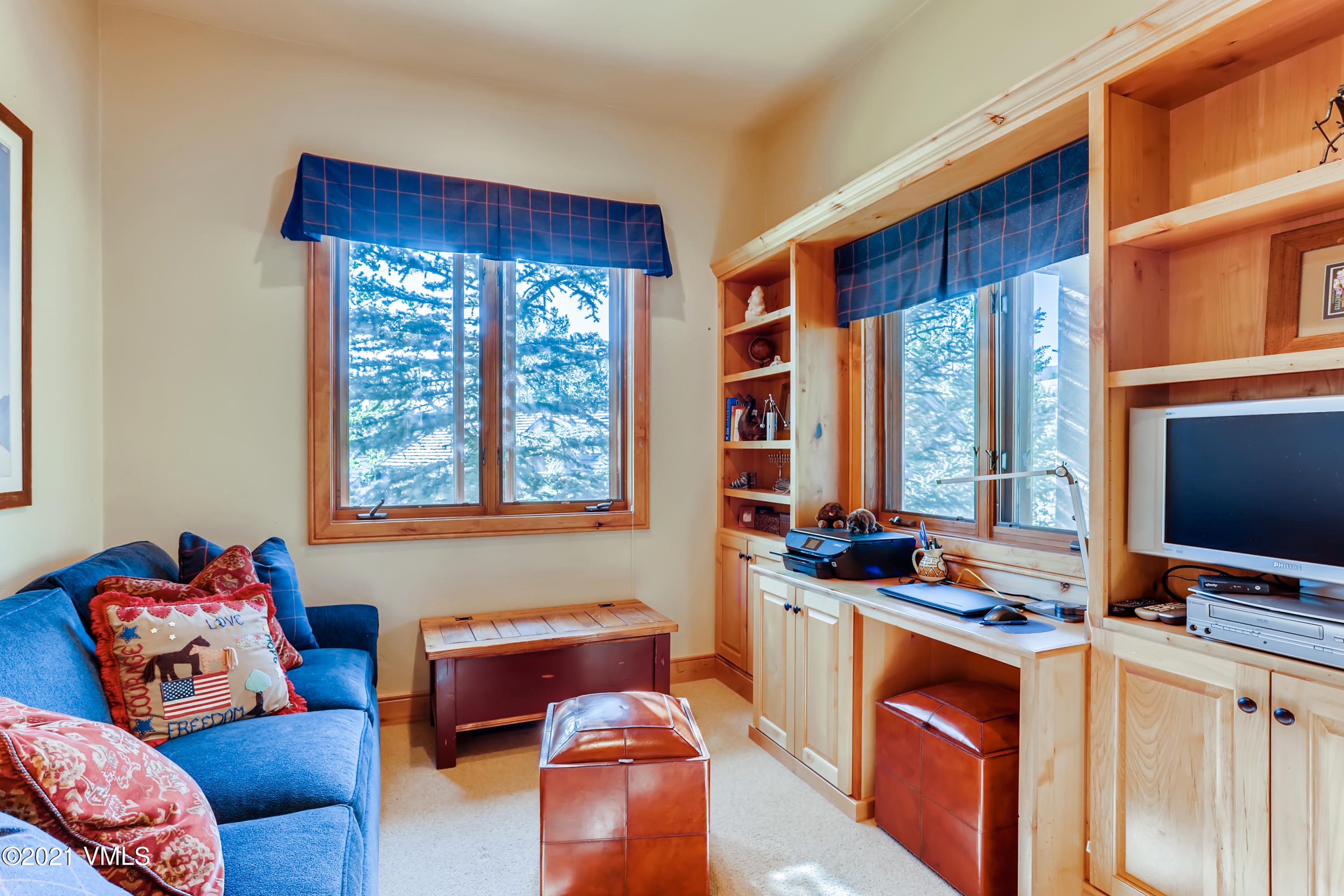 410 June Creek Road, Unit A Edwards, CO 81632 - Photo 11 of 27 Dedicated Office
