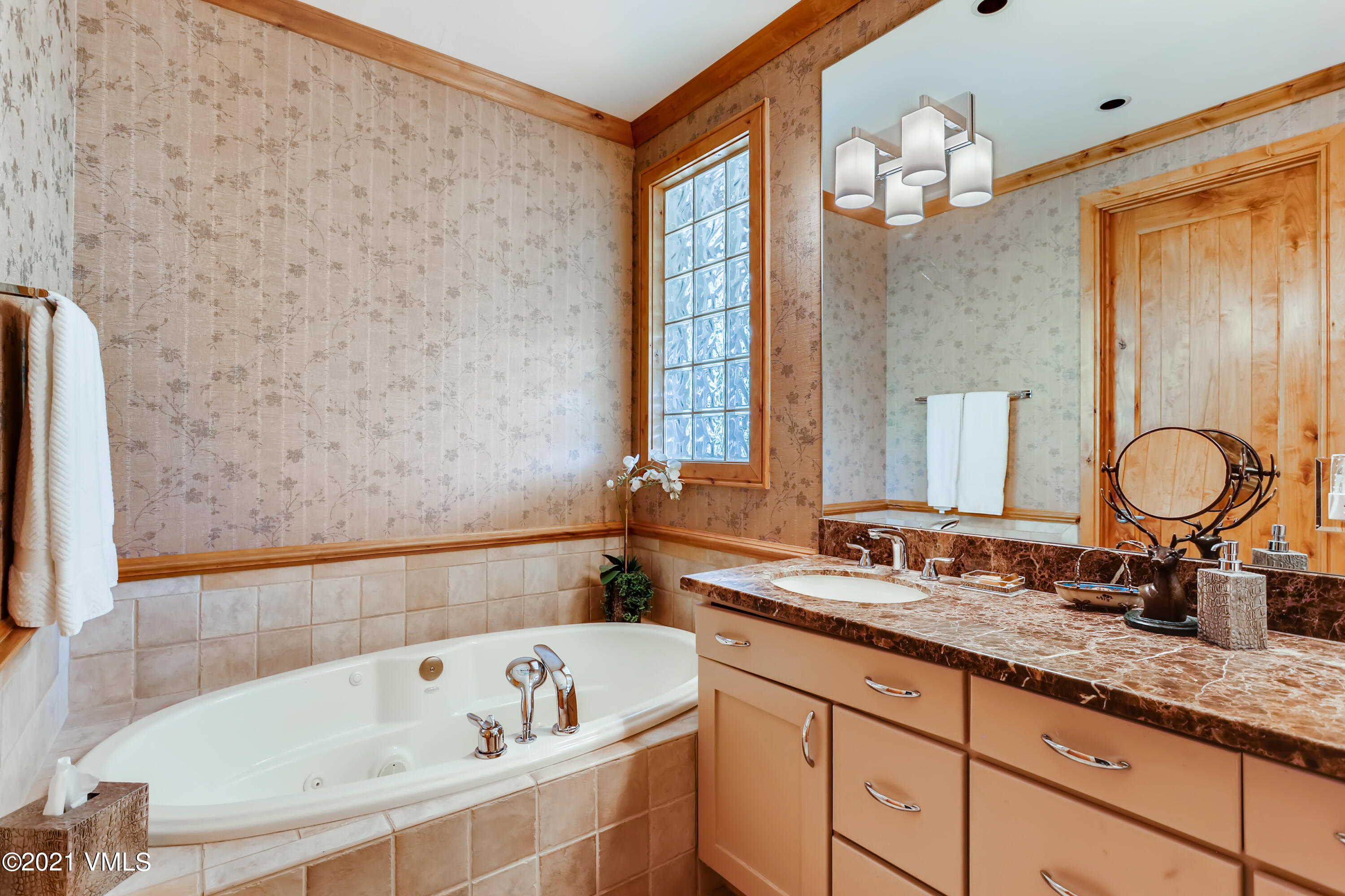 410 June Creek Road, Unit A Edwards, CO 81632 - Photo 9 of 27 Main Bath