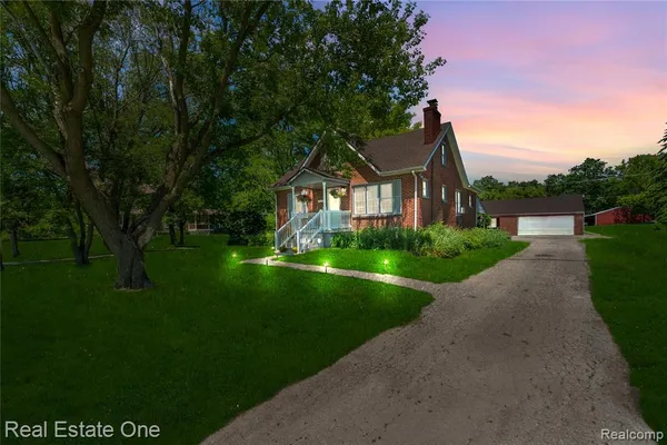 $350,000 | 50000 Willis Road, Belleville, MI 48111