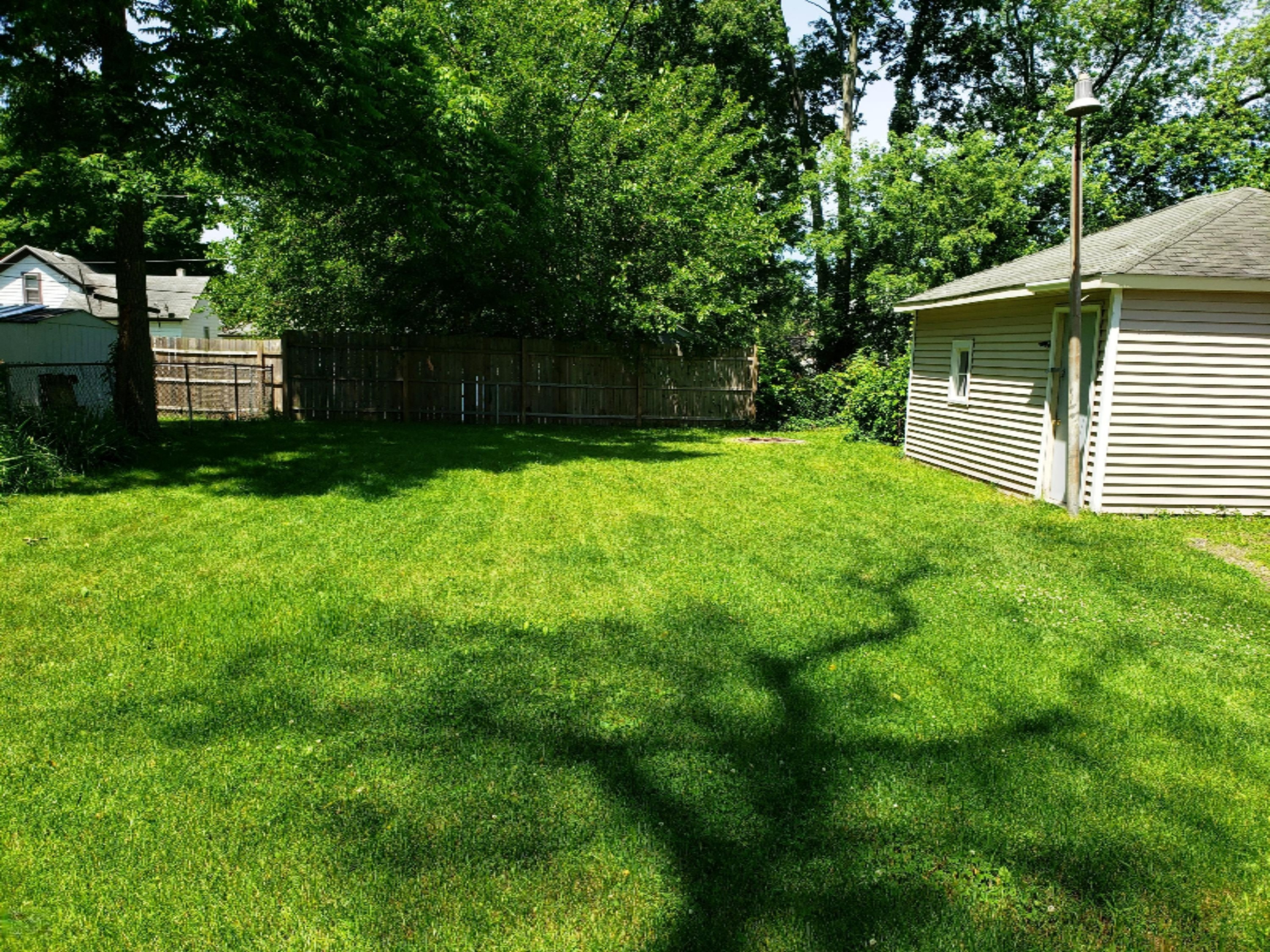 1207 5th Street Three Rivers, MI 49093 - Photo 5 of 23 20190626_121811