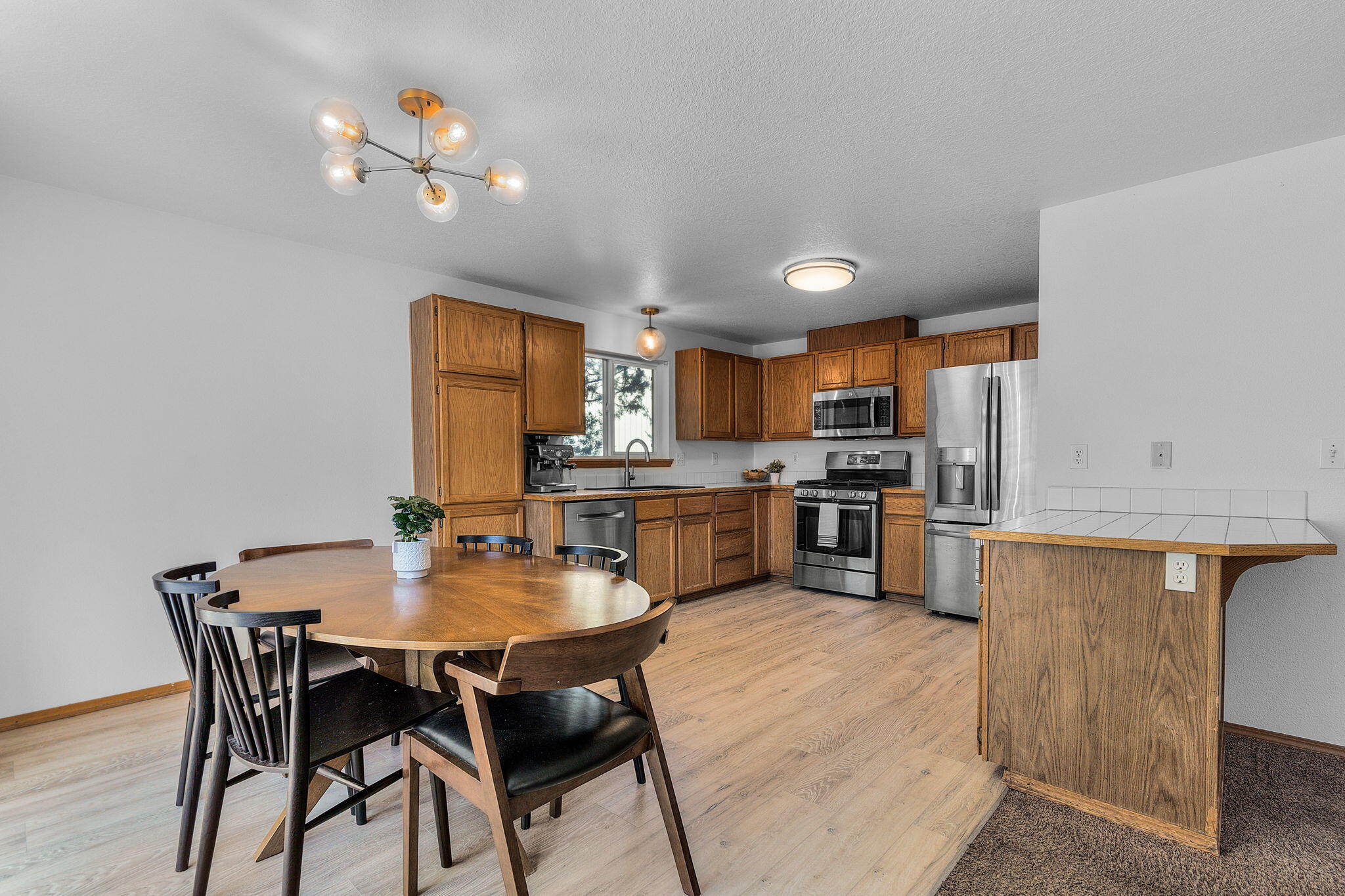 3173 Northeast Manchester Avenue Bend, OR 97701 - Photo 11 of 30 2024_05_21_manchester_kitchen-1
