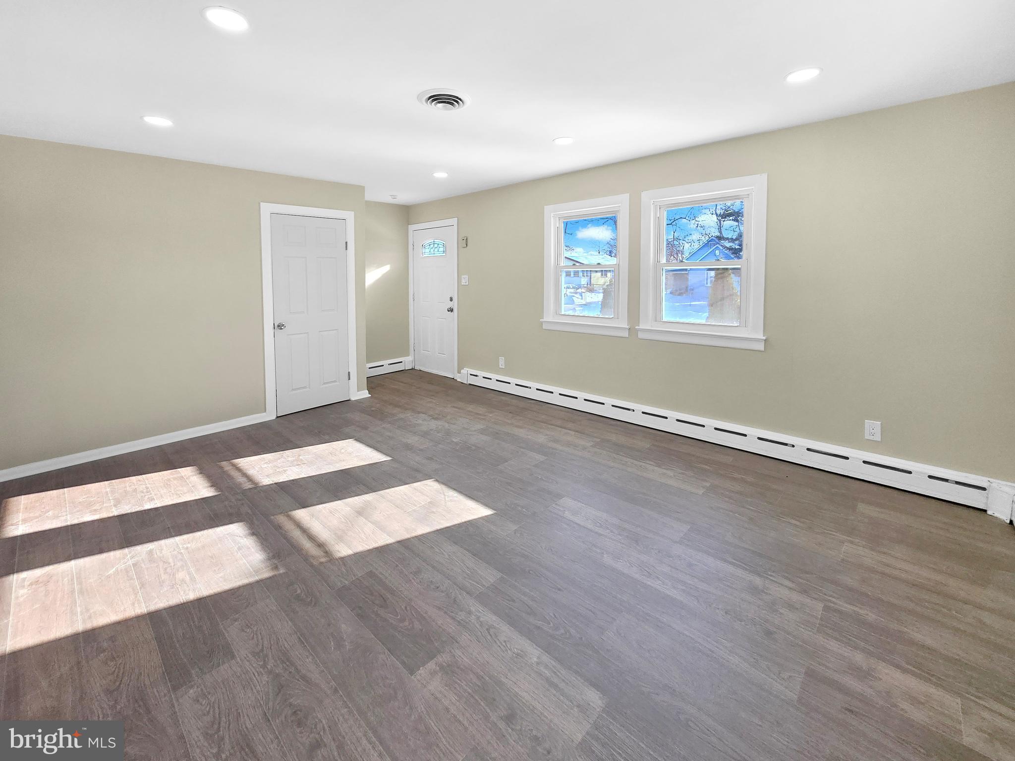 120 3rd Trenton, NJ 08619 - Photo 2 of 18