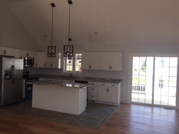 8 Hazel Street Worcester, MA 01604 - Photo 2 of 9 Gallery Image 2