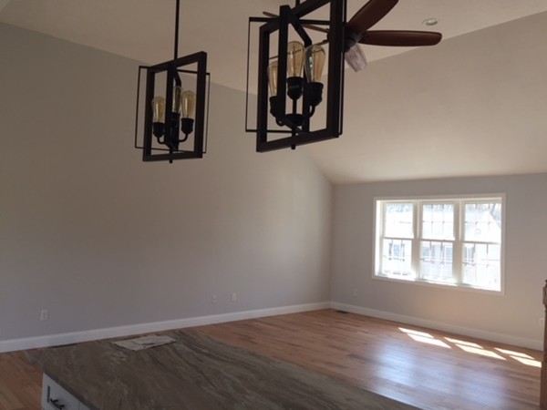 8 Hazel Street Worcester, MA 01604 - Photo 3 of 9 Gallery Image 3