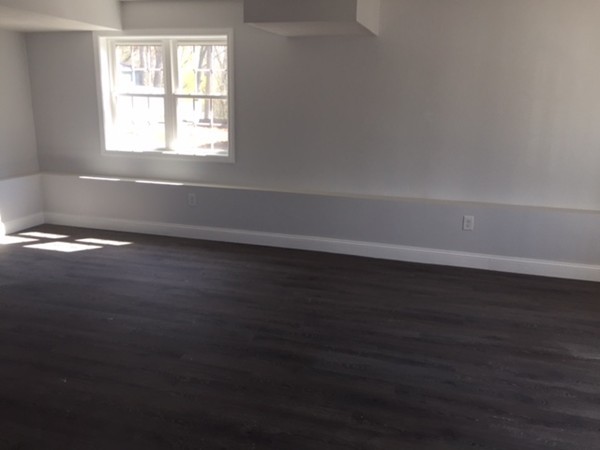 8 Hazel Street Worcester, MA 01604 - Photo 6 of 9 Gallery Image 6