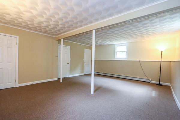 13 Scenna Road Beverly, MA 01915 - Photo 18 of 23 an empty room with windows