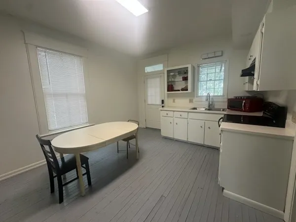 $1,595 | 1113 Grant Street, Unit B, Brunswick, GA 31520