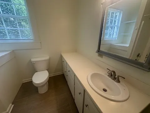$1,595 | 1113 Grant Street, Unit B, Brunswick, GA 31520