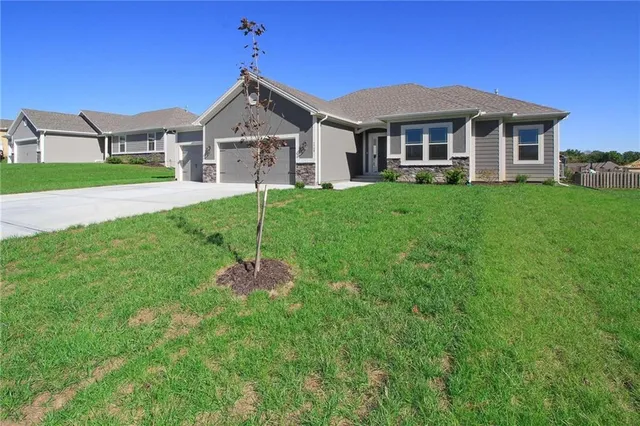 $501,480 | 8911 North Monroe Avenue, Kansas City, MO 64156