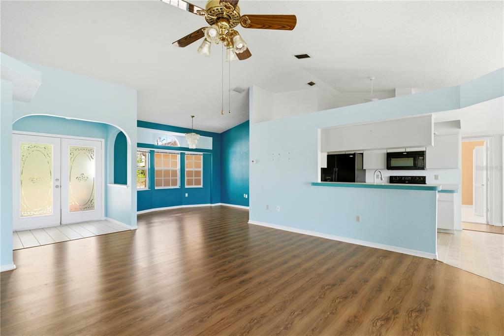 10358 Ireland Street Spring Hill, FL 34608 - Photo 11 of 39