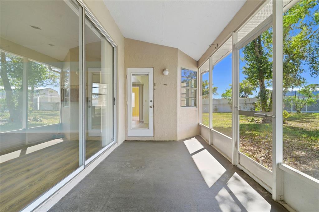 10358 Ireland Street Spring Hill, FL 34608 - Photo 27 of 39