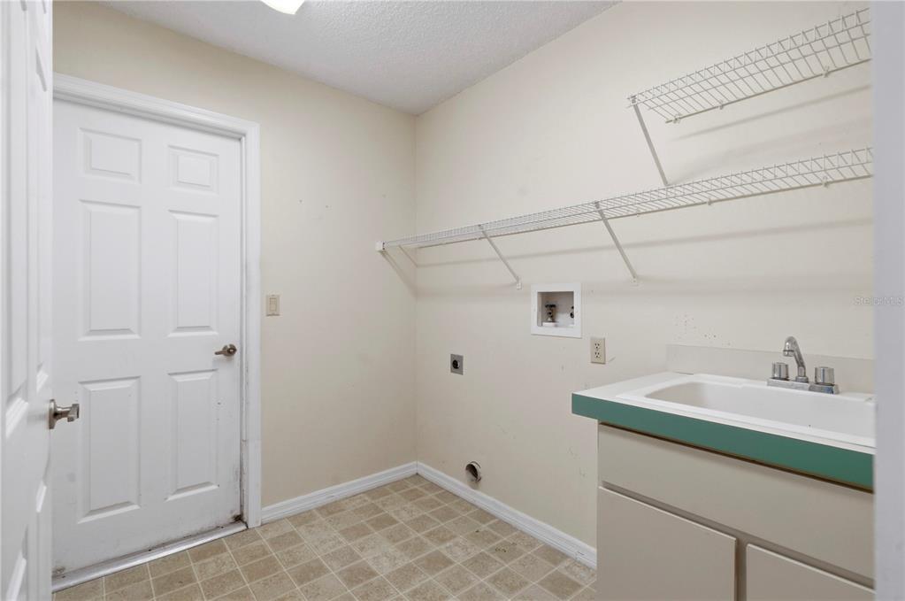 10358 Ireland Street Spring Hill, FL 34608 - Photo 29 of 39