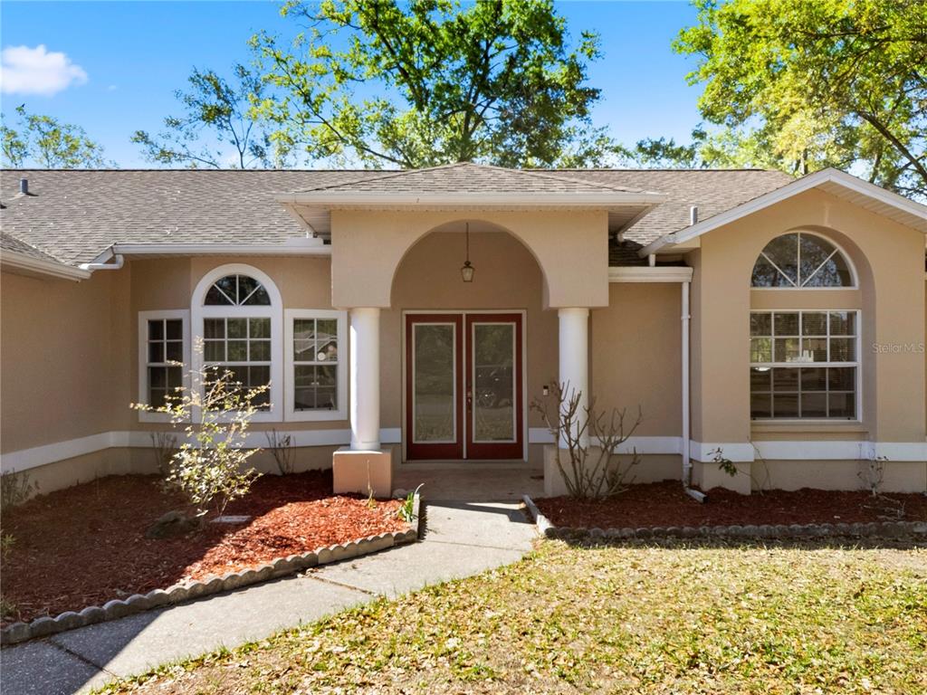 10358 Ireland Street Spring Hill, FL 34608 - Photo 3 of 39