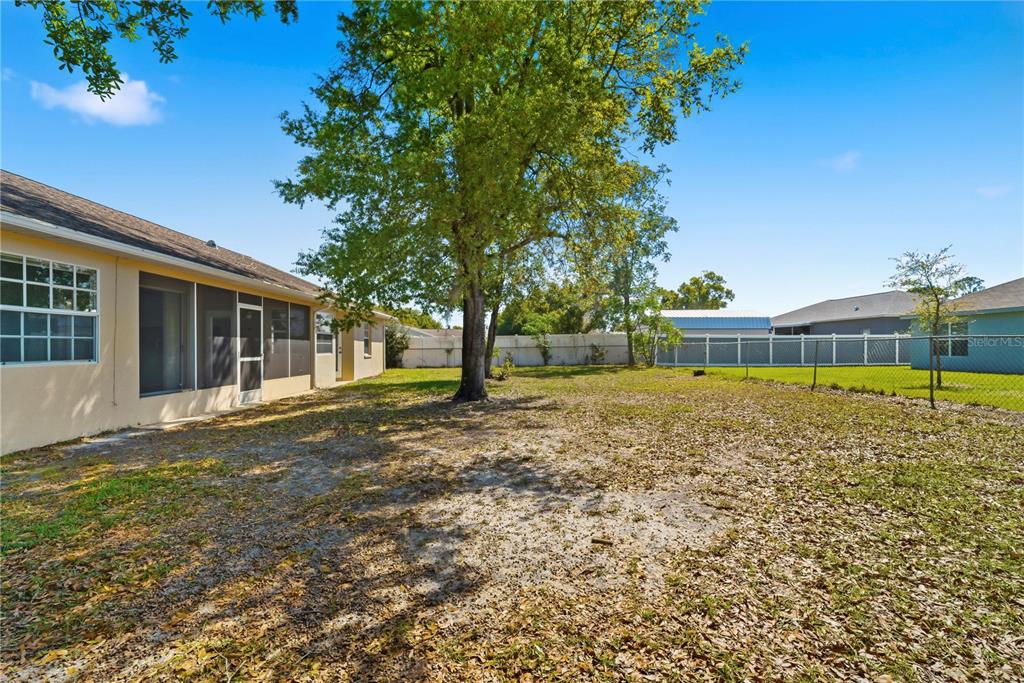 10358 Ireland Street Spring Hill, FL 34608 - Photo 7 of 39