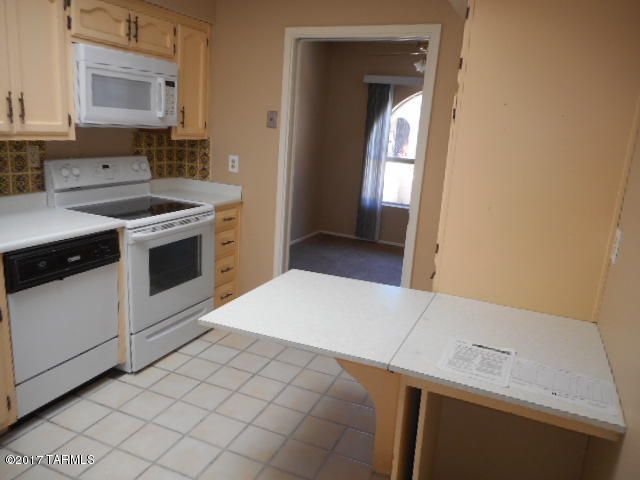 285 South Kolb Road, Unit 21 Tucson, AZ 85710 - Photo 10 of 40
