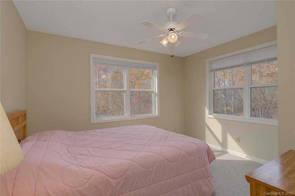 7 Red Oak Forest Road Fairview, NC 28730 - Photo 11 of 24 Gallery Image 11