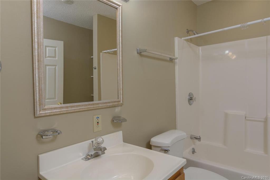 7 Red Oak Forest Road Fairview, NC 28730 - Photo 16 of 24 Gallery Image 16