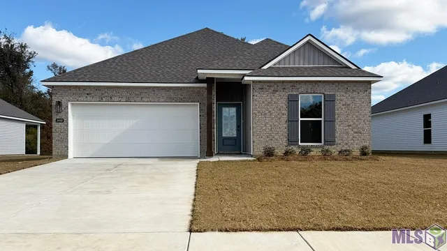 $271,900 | 2432 Lewis Loop, Zachary, LA 70791