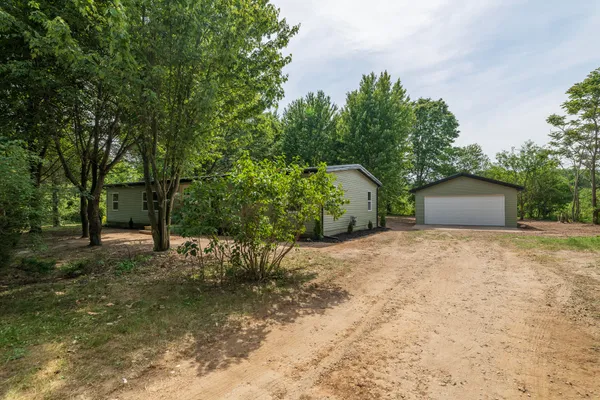 $249,900 | 205 Knott Road, Niles, MI 49120