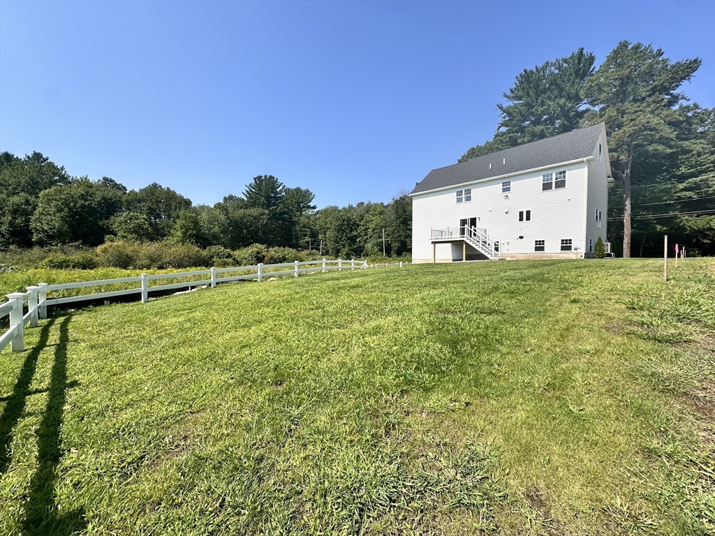 58 Dudley Road Billerica, MA 01821 - Photo 4 of 30 Gallery Image 4