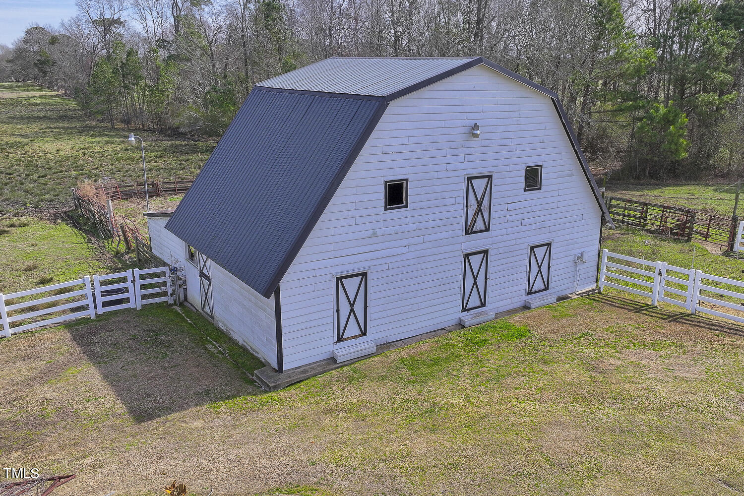 195 Williams Road Coats, NC 27521 - Photo 4 of 100 a view of a house with backyard