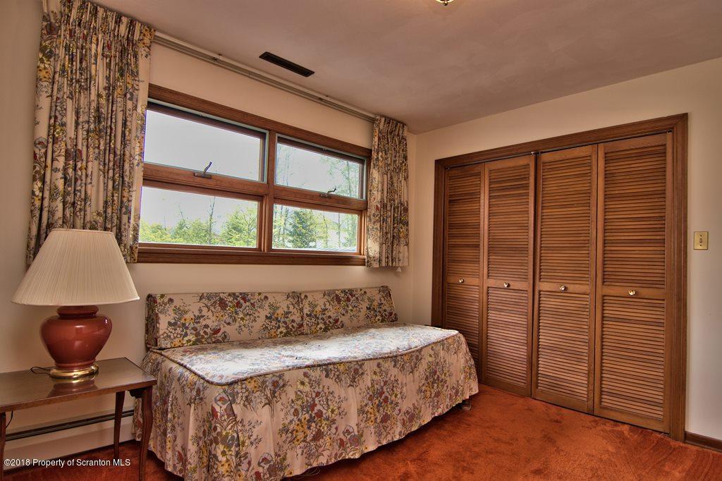 13 Starlight Road Clarks Summit, PA 18411 - Photo 48 of 63 Gallery Image 48