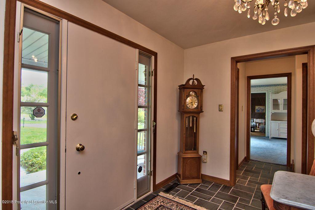 13 Starlight Road Clarks Summit, PA 18411 - Photo 6 of 63 Gallery Image 6
