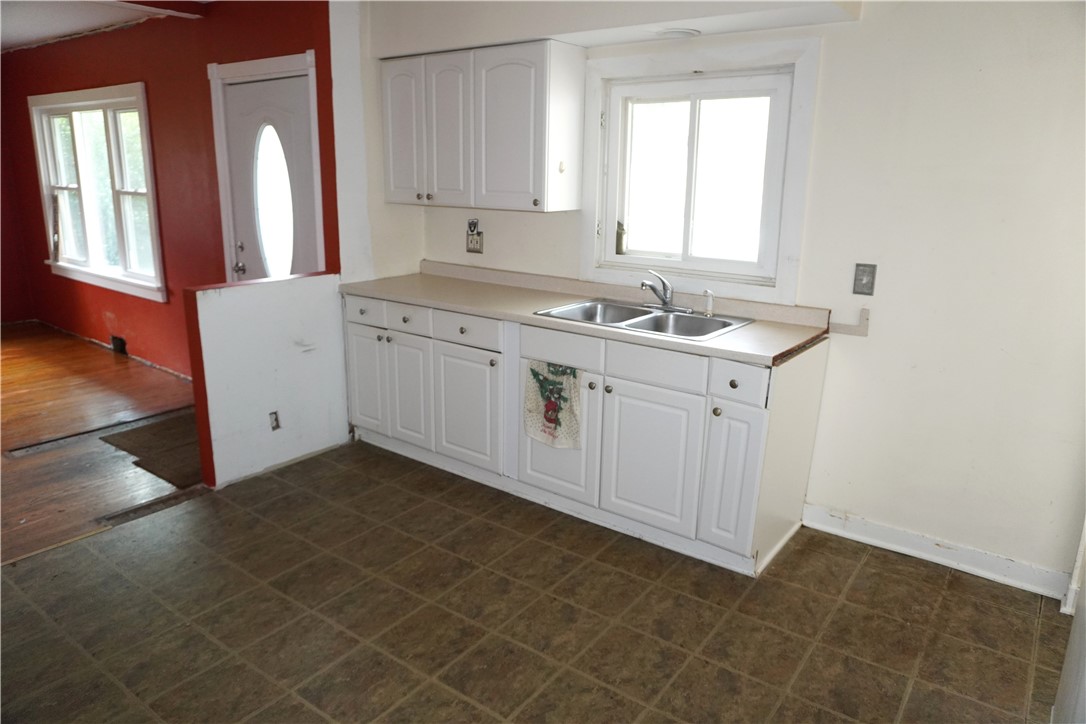 40 David Avenue Rochester, NY 14620 - Photo 6 of 19 Gallery Image 6