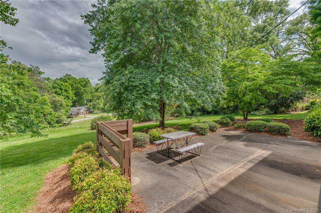 146 Freeman Street Rutherfordton, NC 28139 - Photo 7 of 46