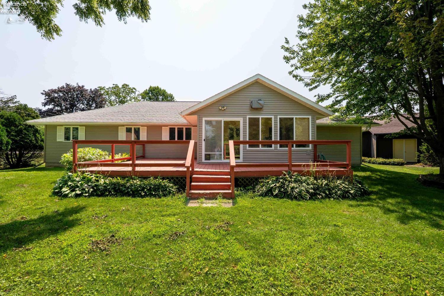 1417 East Strub Road Sandusky, OH 44870 - Photo 8 of 78 Gallery Image 8