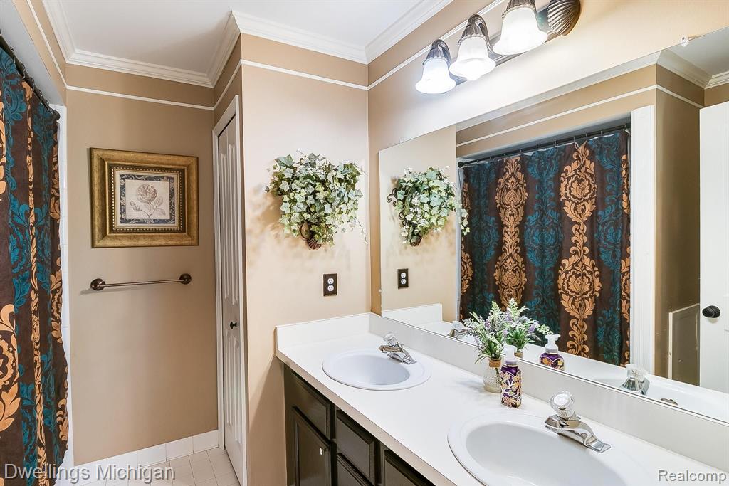 3532 Riverside Drive Canton, MI 48188 - Photo 25 of 37