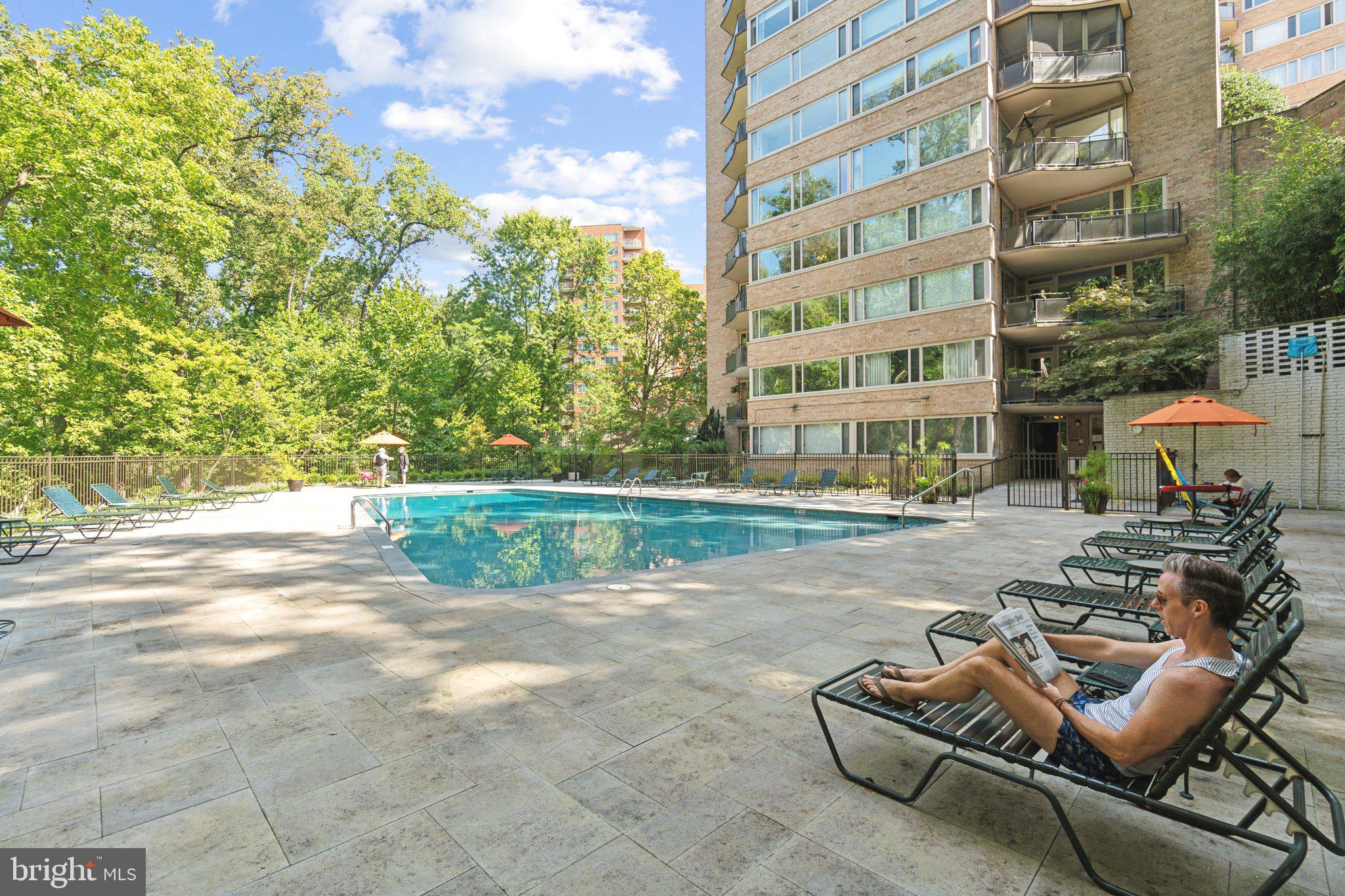 4101 Cathedral Avenue Northwest, Unit 306 Washington, DC 20016 - Photo 20 of 31 a view of pool with outdoor seating