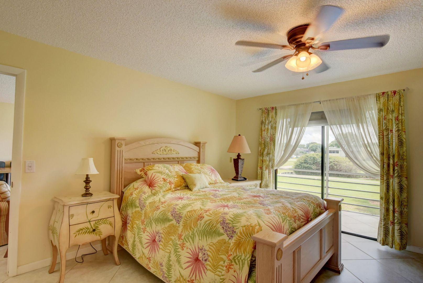 232 Capri East Delray Beach, FL 33484 - Photo 14 of 25 13_ebf_9210and4more