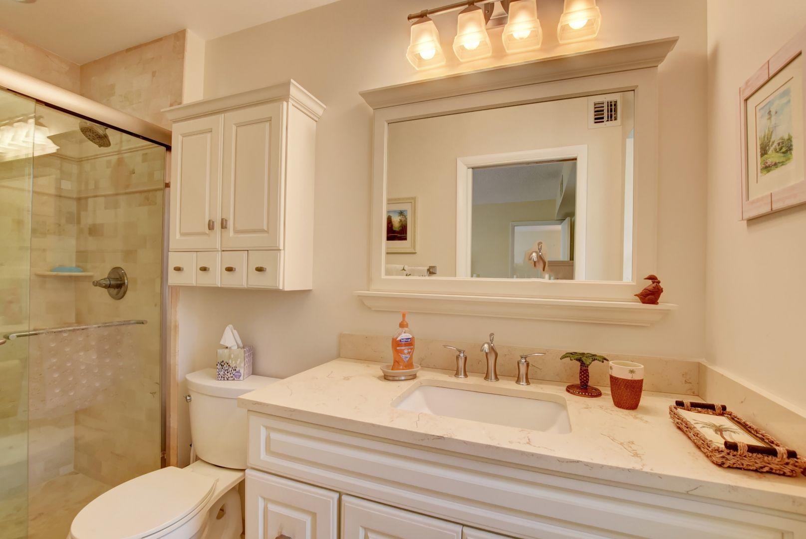 232 Capri East Delray Beach, FL 33484 - Photo 8 of 25 16_ebf_9225and4more