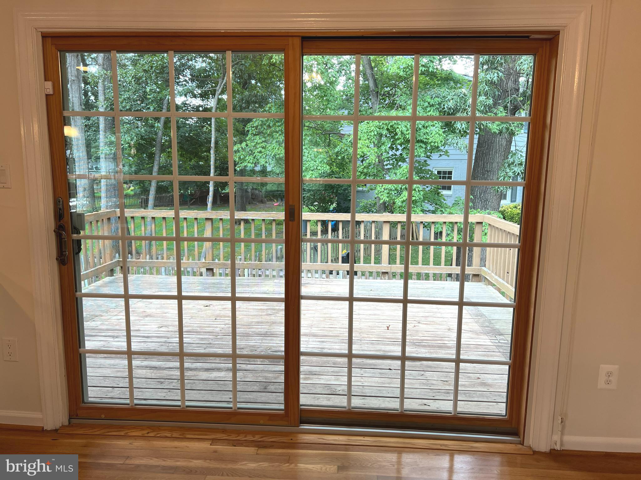 9117 Cherrytree Drive Alexandria, VA 22309 - Photo 11 of 38 Relax outside on the deck