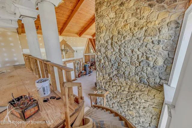 a view of a storage & utility room