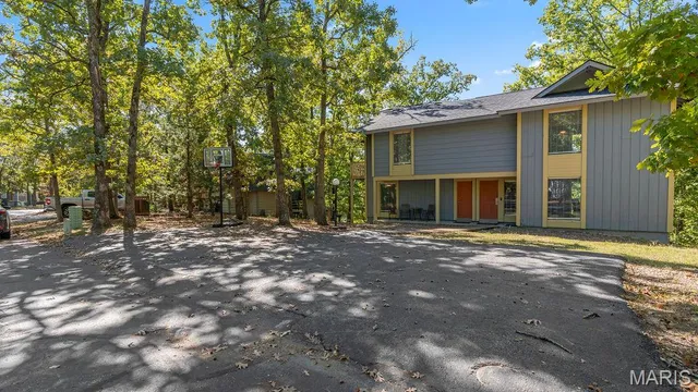 $649,900 | 35 Walkers Cay Drive, Osage Beach, MO 65065