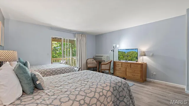 $649,900 | 35 Walkers Cay Drive, Osage Beach, MO 65065