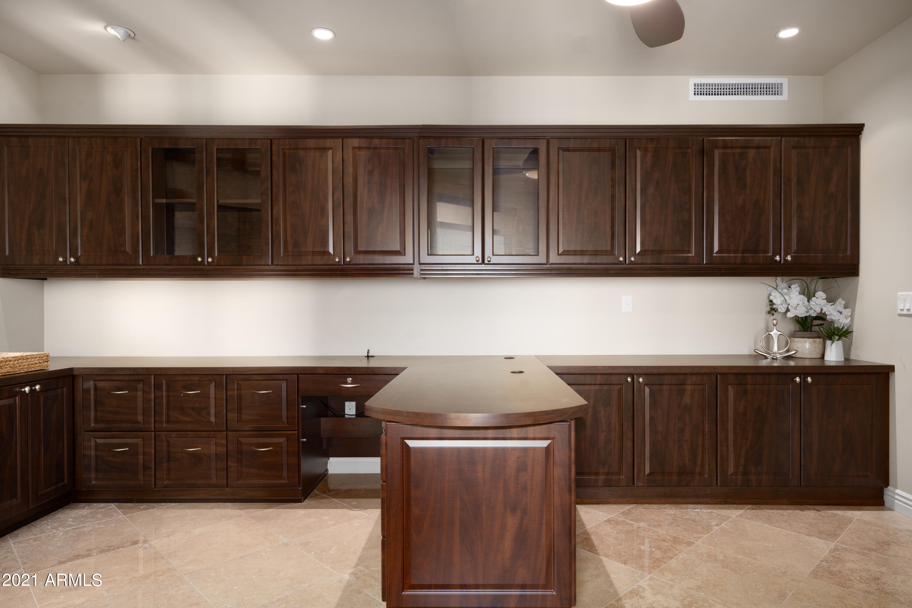 7175 East Camelback Road, Unit 807 Scottsdale, AZ 85251 - Photo 12 of 42 built in custom desk