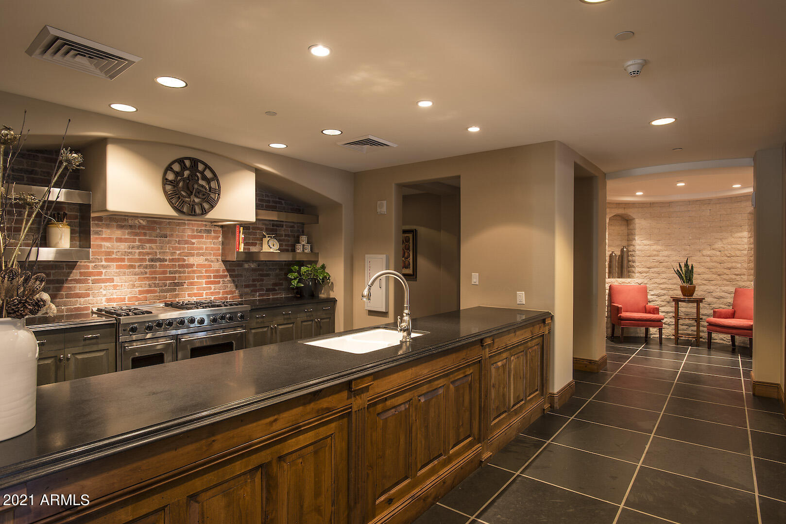 7175 East Camelback Road, Unit 807 Scottsdale, AZ 85251 - Photo 32 of 42 Expedition Kitchen for events