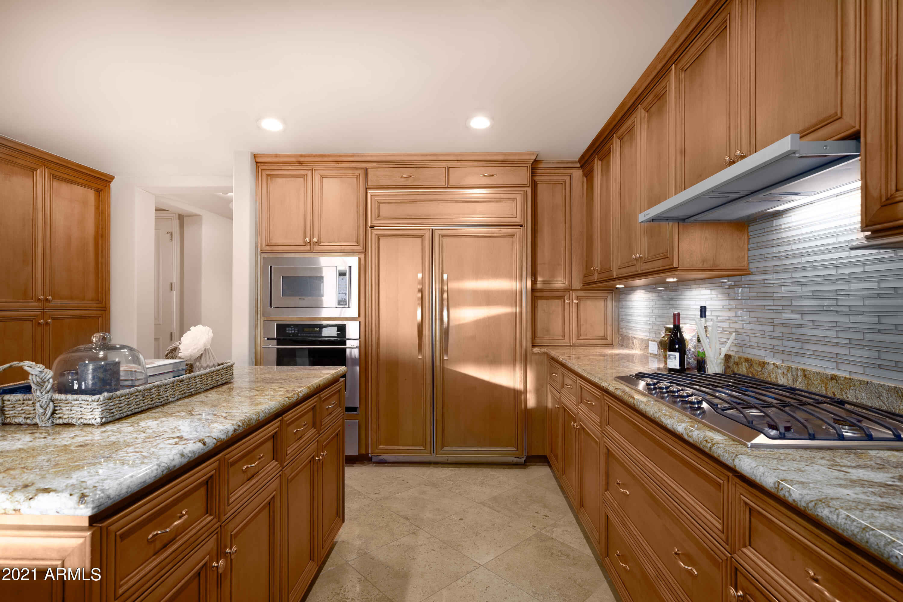 7175 East Camelback Road, Unit 807 Scottsdale, AZ 85251 - Photo 5 of 42 kitchen