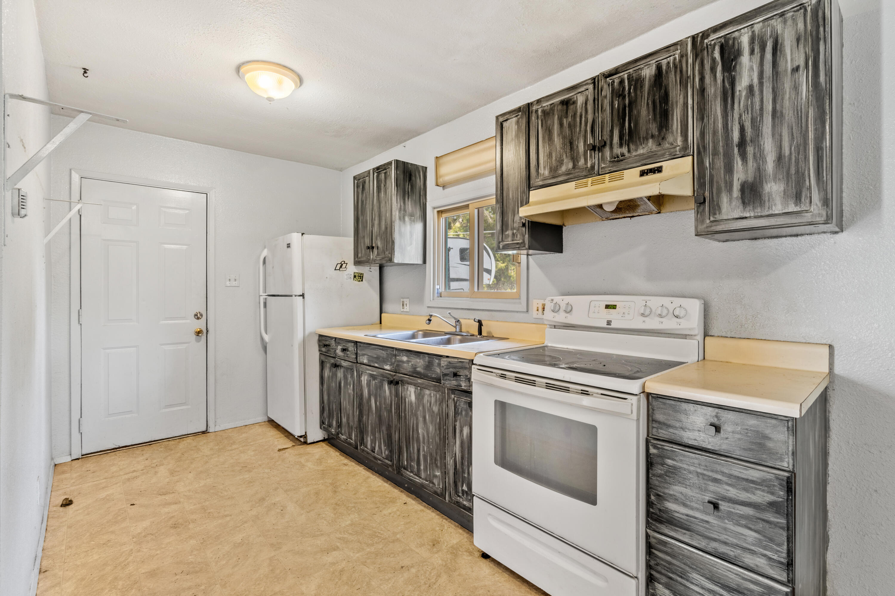 1896 Blake Road McKinleyville, CA 95519 - Photo 12 of 24
