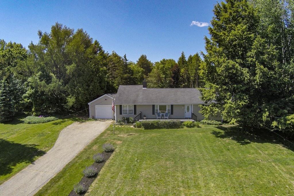 16 Birch Meadow Road Merrimac, MA 01860 - Photo 3 of 39